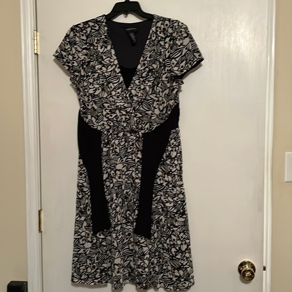 Kathy Roberts Elegant Dress